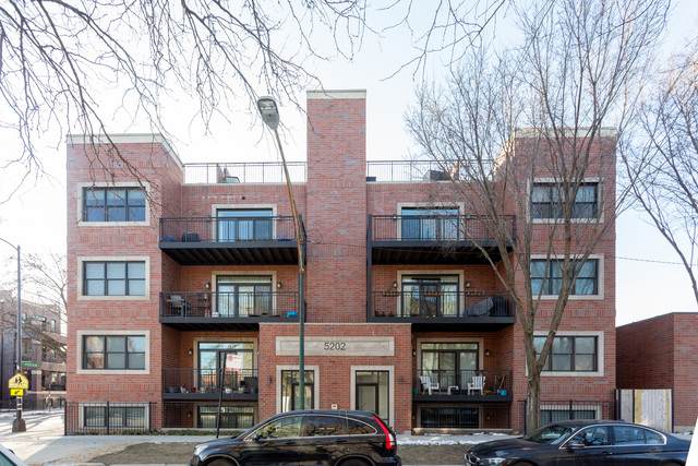 5202 Oakley Avenue - Photo 1