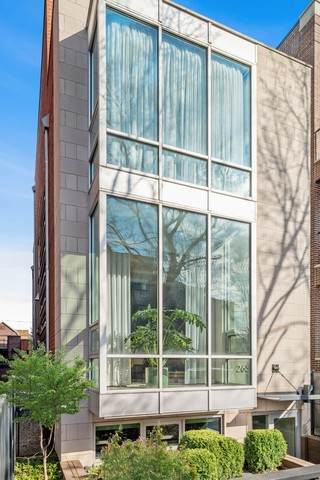 2655 Bosworth Avenue - Photo 1