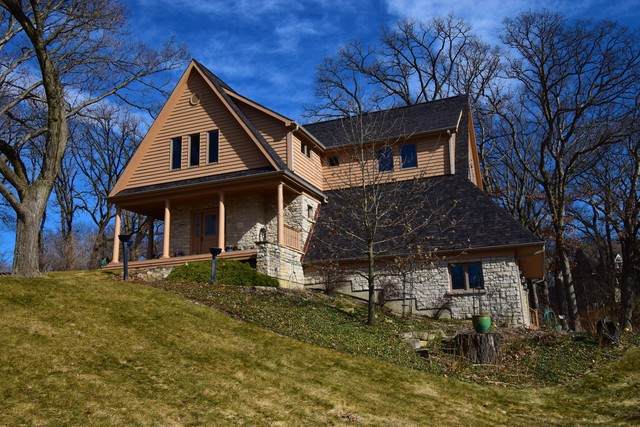 2910 Fawn Trail Court - Photo 1