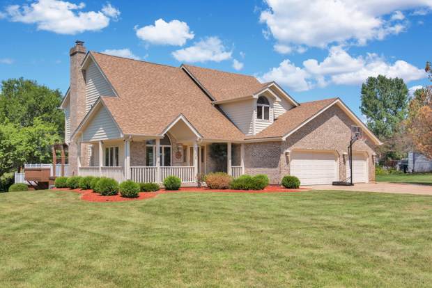 2506 Amanda Drive - Photo 1