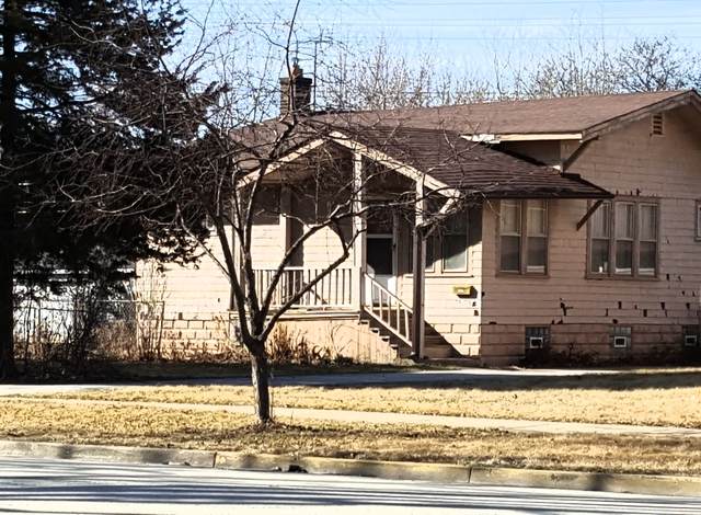 884 Hollywood Avenue - Photo 1