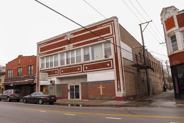 742 75th Street - Photo 1