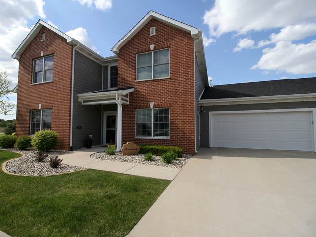 731 Grove Way - Photo 1
