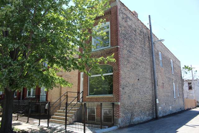 16 Seeley Avenue - Photo 1