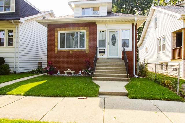 3634 Oketo Avenue - Photo 1