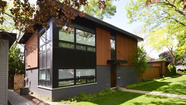 802 Dewey Avenue - Photo 1
