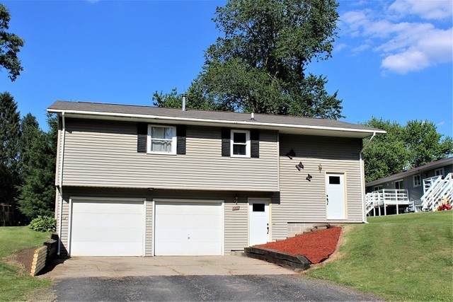602 Valley Drive - Photo 1