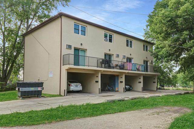 138 Sherman Place - Photo 1