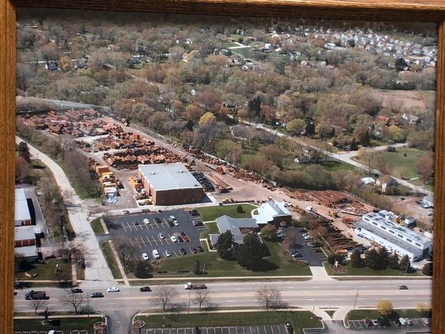 1325 Lake Street - Photo 1