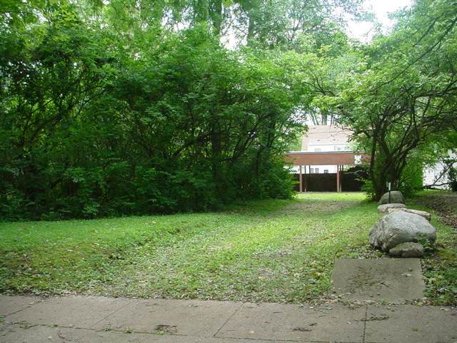 705 Washington Street - Photo 1