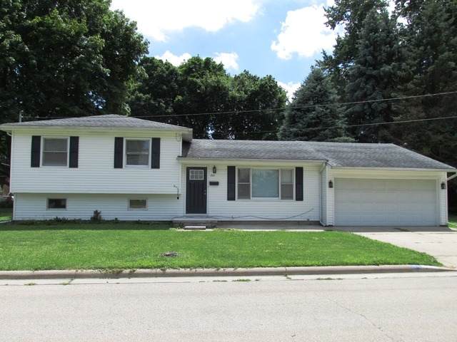 711 12th Street - Photo 1