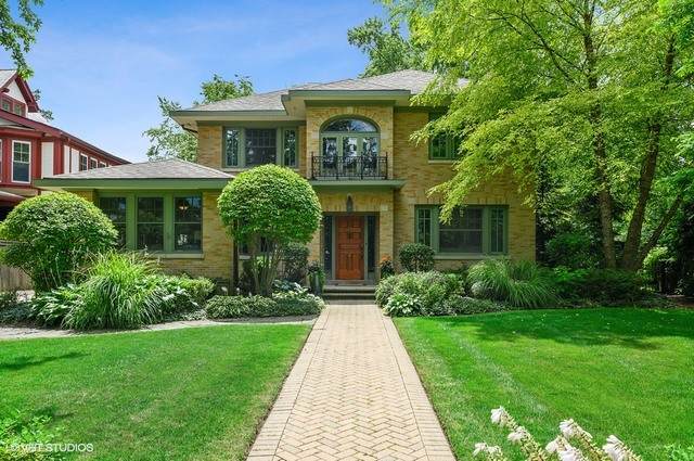 411 Lake Avenue - Photo 1