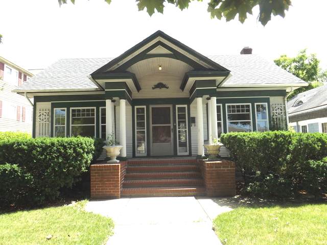 425 Hough Street - Photo 1