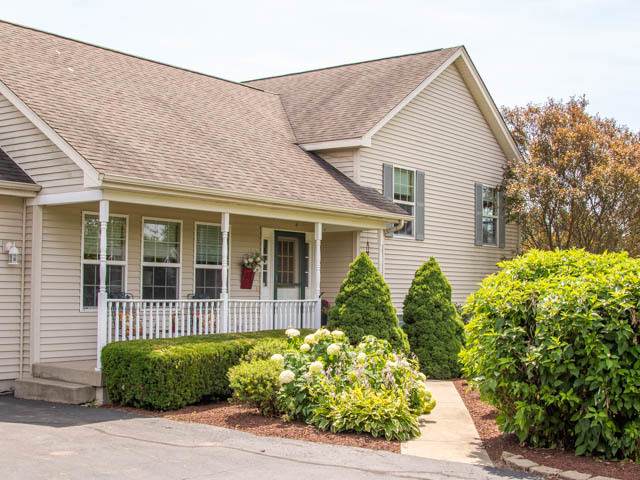 3960 Crabapple Lane - Photo 1