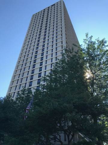 1960 Lincoln Park West Street - Photo 1
