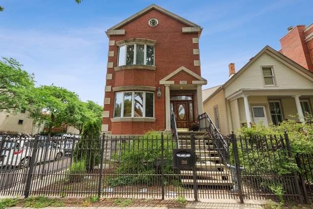 1301 Wellington Avenue - Photo 1