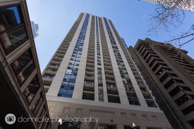 200 Dearborn Street - Photo 1