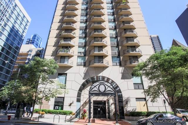 70 Huron Street - Photo 1