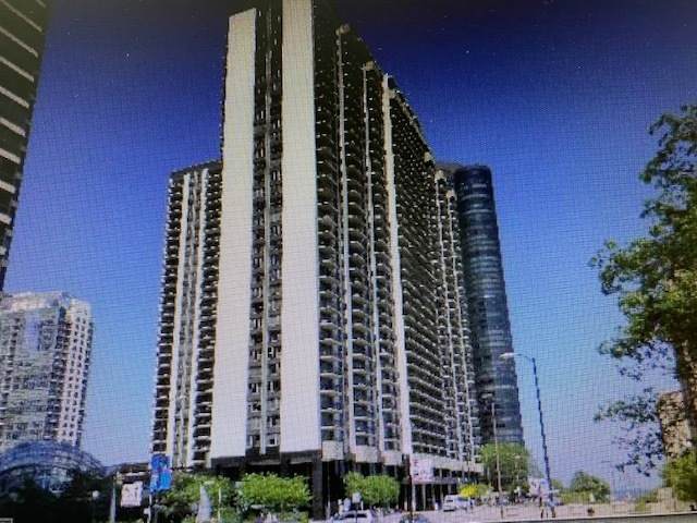 400 Randolph Street - Photo 1