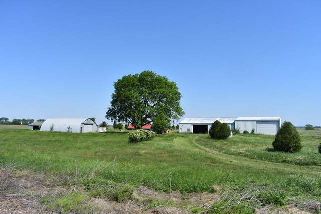 576 19000W Road - Photo 1