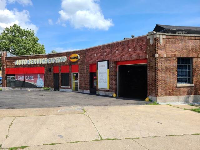6249 North Avenue - Photo 1