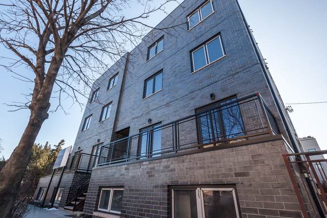 2205 Medill Avenue - Photo 1