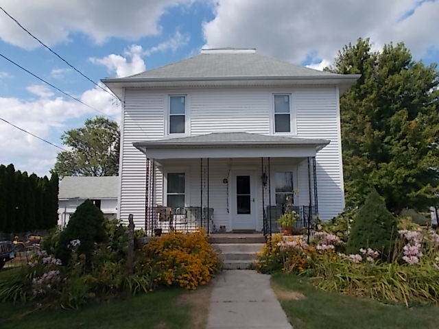 8 8th Street - Photo 1