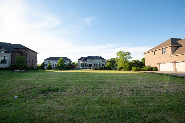 1924 Saddle Farm Lane - Photo 1