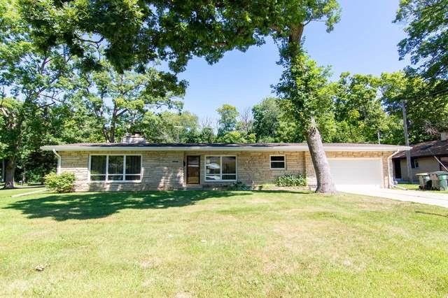 1912 5th Street - Photo 1