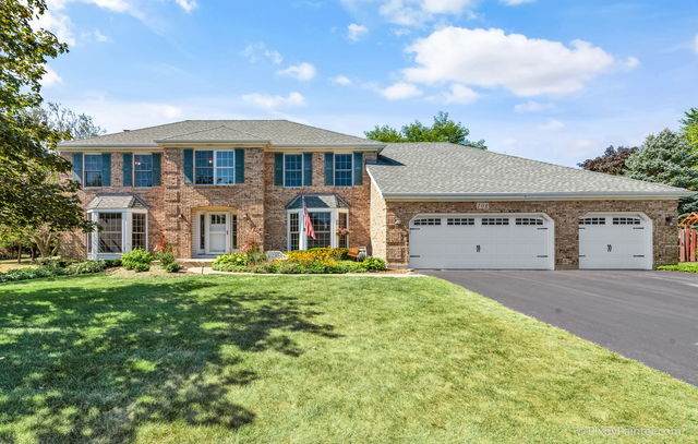 702 Greens View Drive - Photo 1