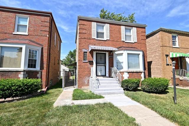 10816 Eberhart Avenue - Photo 1