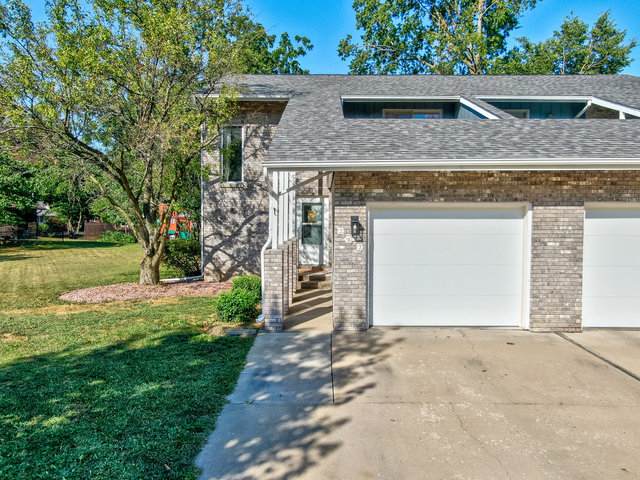 207 Carriage Drive - Photo 1