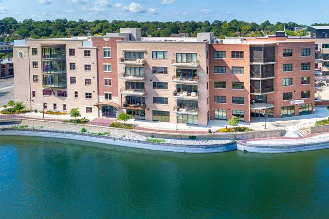 10 W Illinois Street - Photo 1