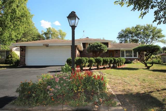 927 Gardenia Lane - Photo 1