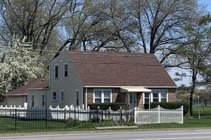 1000 Touhy Avenue - Photo 1