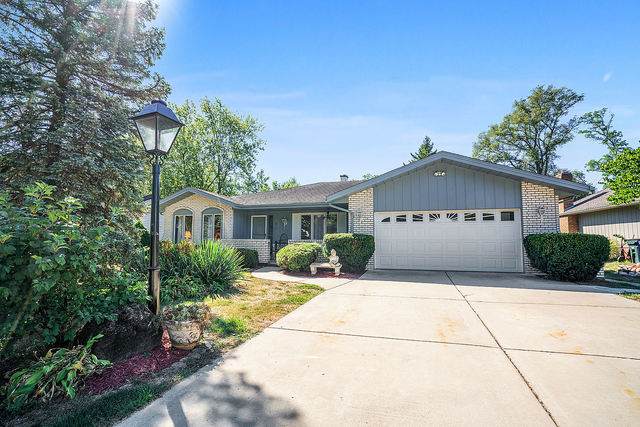 817 Glen Crest Drive - Photo 1