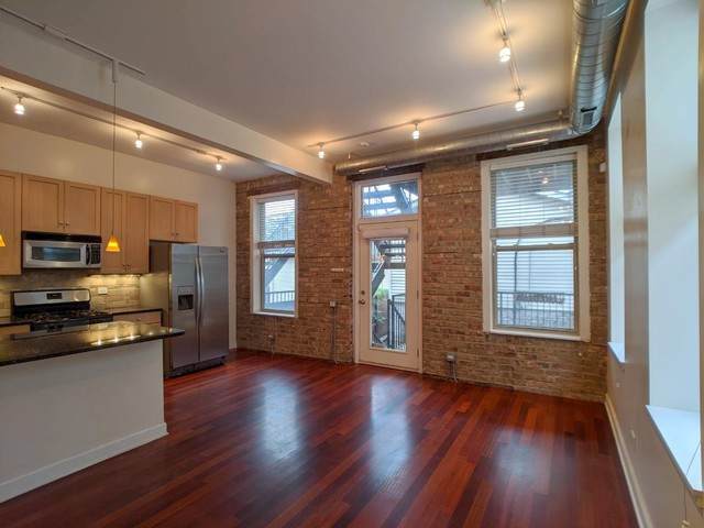 1222 Hubbard Street - Photo 1