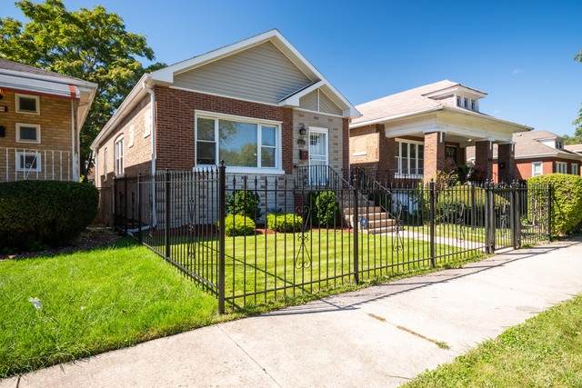 9342 Rhodes Avenue - Photo 1