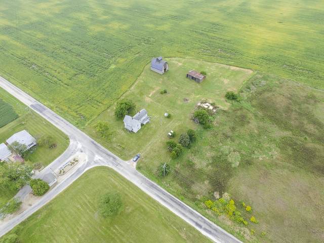273 070 East Road - Photo 1