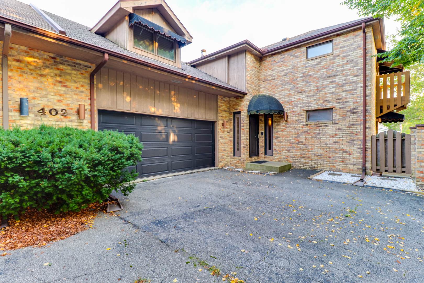 402 Cheshire Drive - Photo 1