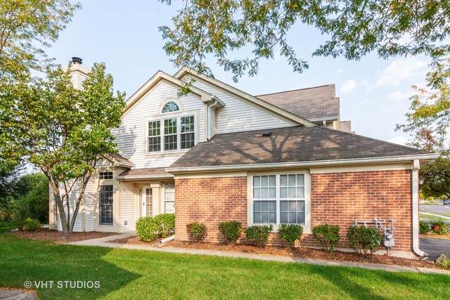 30W060 Willow Lane - Photo 1