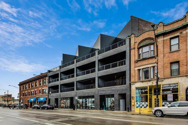 2939 Clark Street - Photo 1