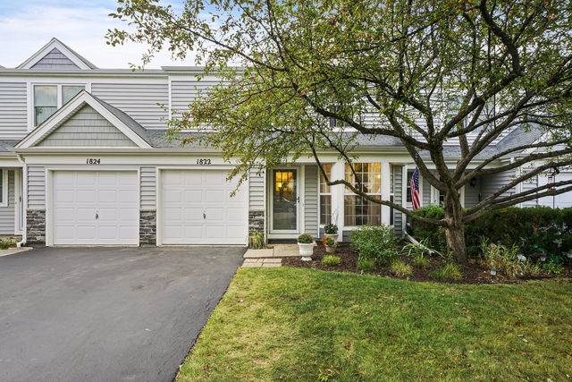1822 College Green Drive - Photo 1