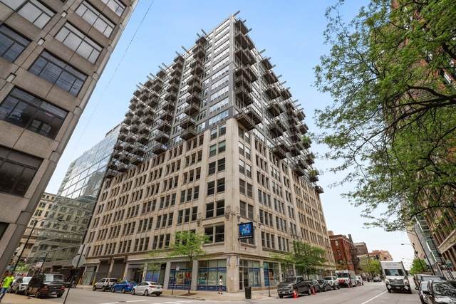 565 Quincy Street - Photo 1