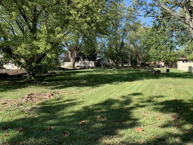 2423 Pecan Street - Photo 1