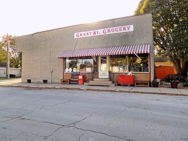402 Grant Street - Photo 1