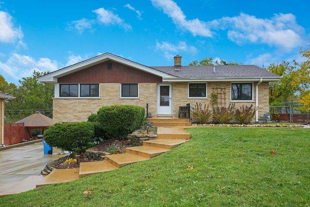 1451 Highland Avenue - Photo 1