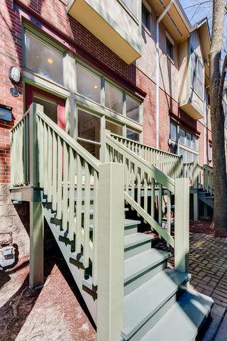 3940 Janssen Avenue - Photo 1