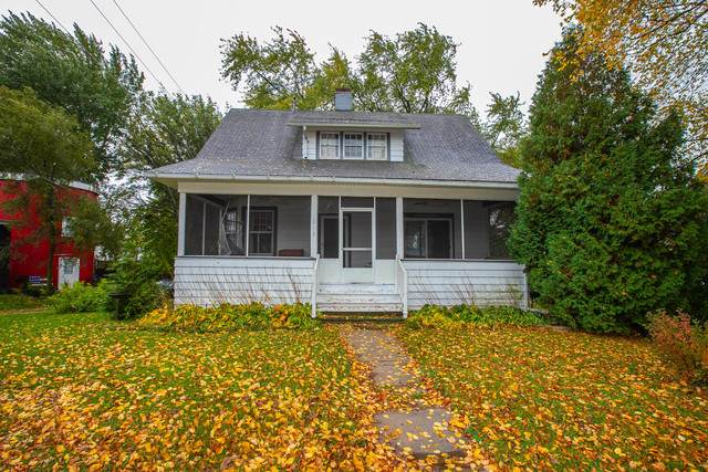 12113 Bigelow Avenue - Photo 1