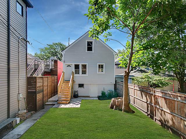 1915 Roscoe Street - Photo 1
